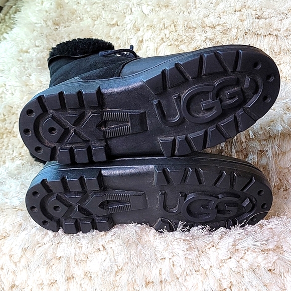 UGG Suede Shearling Collar Booties - Picture 2 of 6
